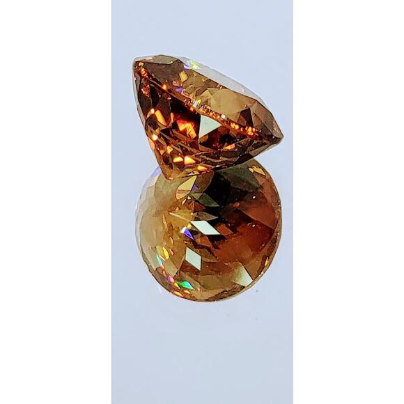 10+ Carat Flawless Round Honey Zircon!! - Picture 11 of 15